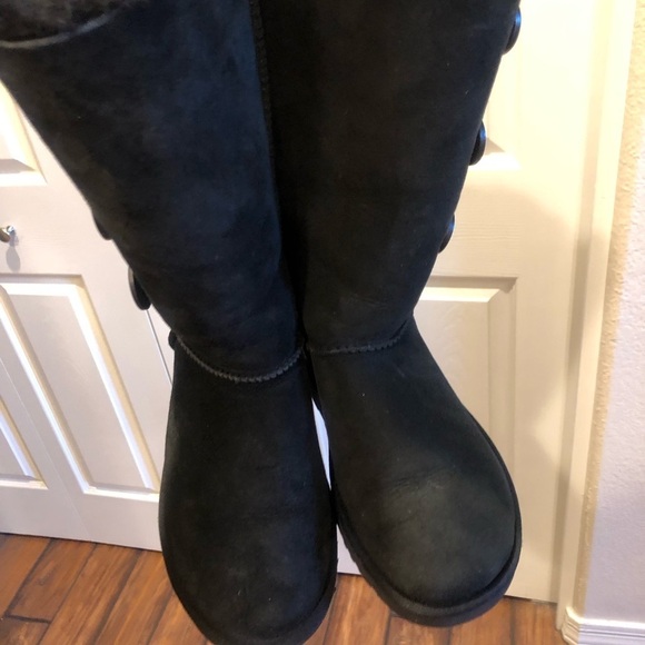 UGG Bailey Button Triplet Tall Black Boots Size 7 - Picture 5 of 10